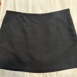 Abercrombie & Fitch Classic Black Mini Skirt